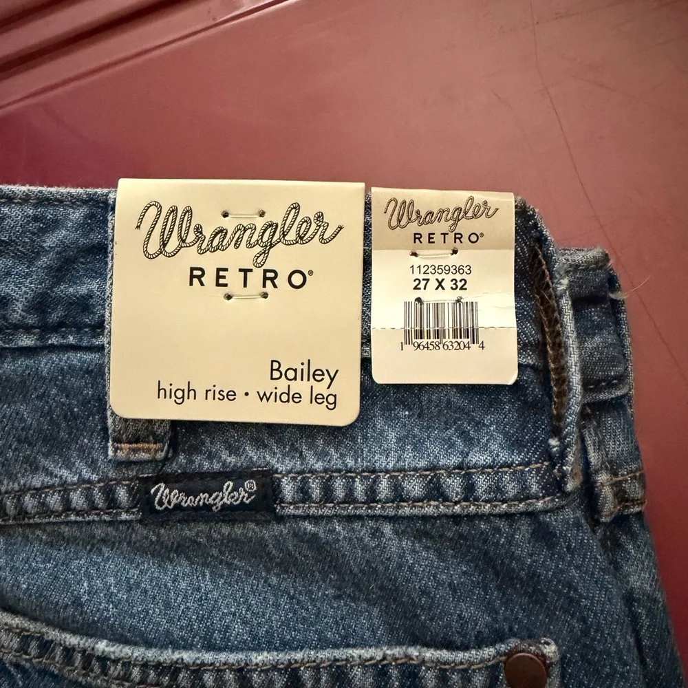 WOMEN'S WRANGLER RETRO® BAILEY HIGH RISE WIDE LEG JEAN IN YVETTE - Picture 5 of 5